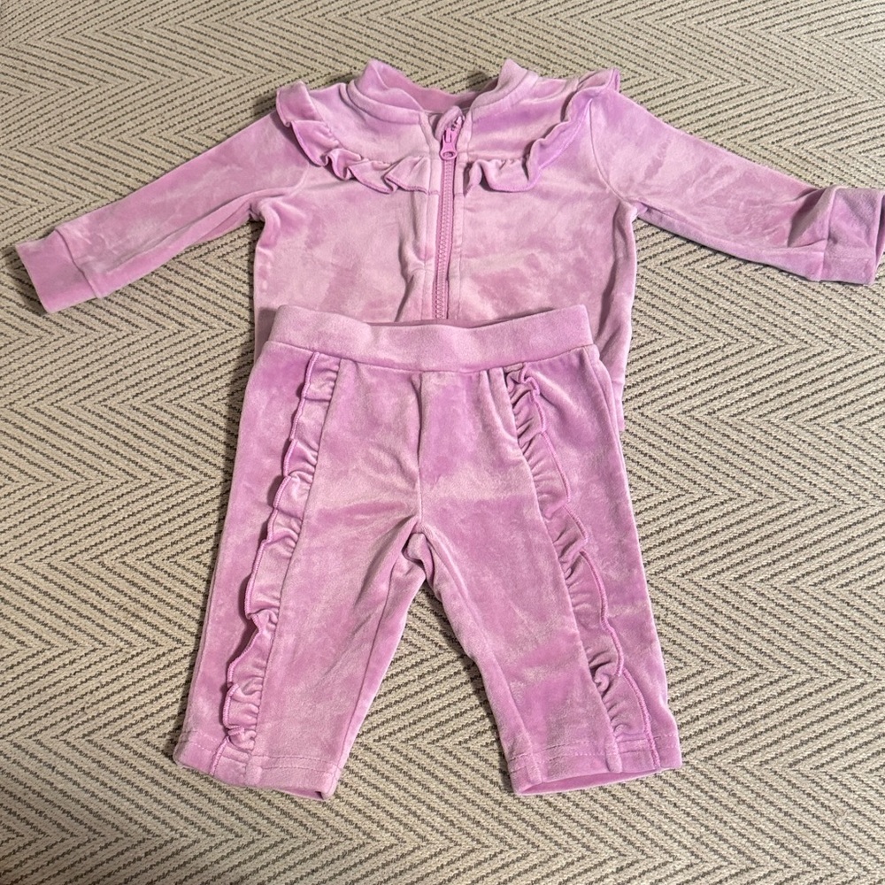 Wonder Nation Lavender Baby Outfit